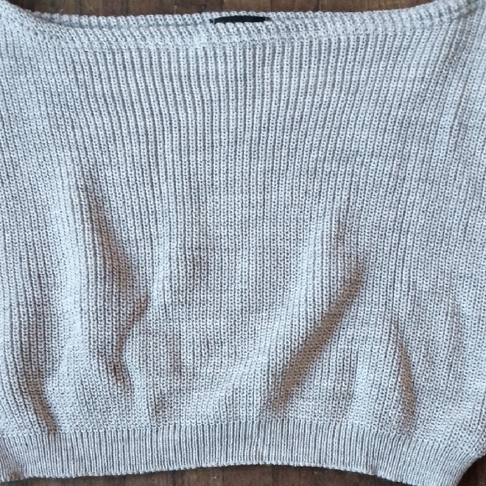 PrettyLittleThing Off-the-Shoulder Gray Cropped Sweater - Picture 5 of 9